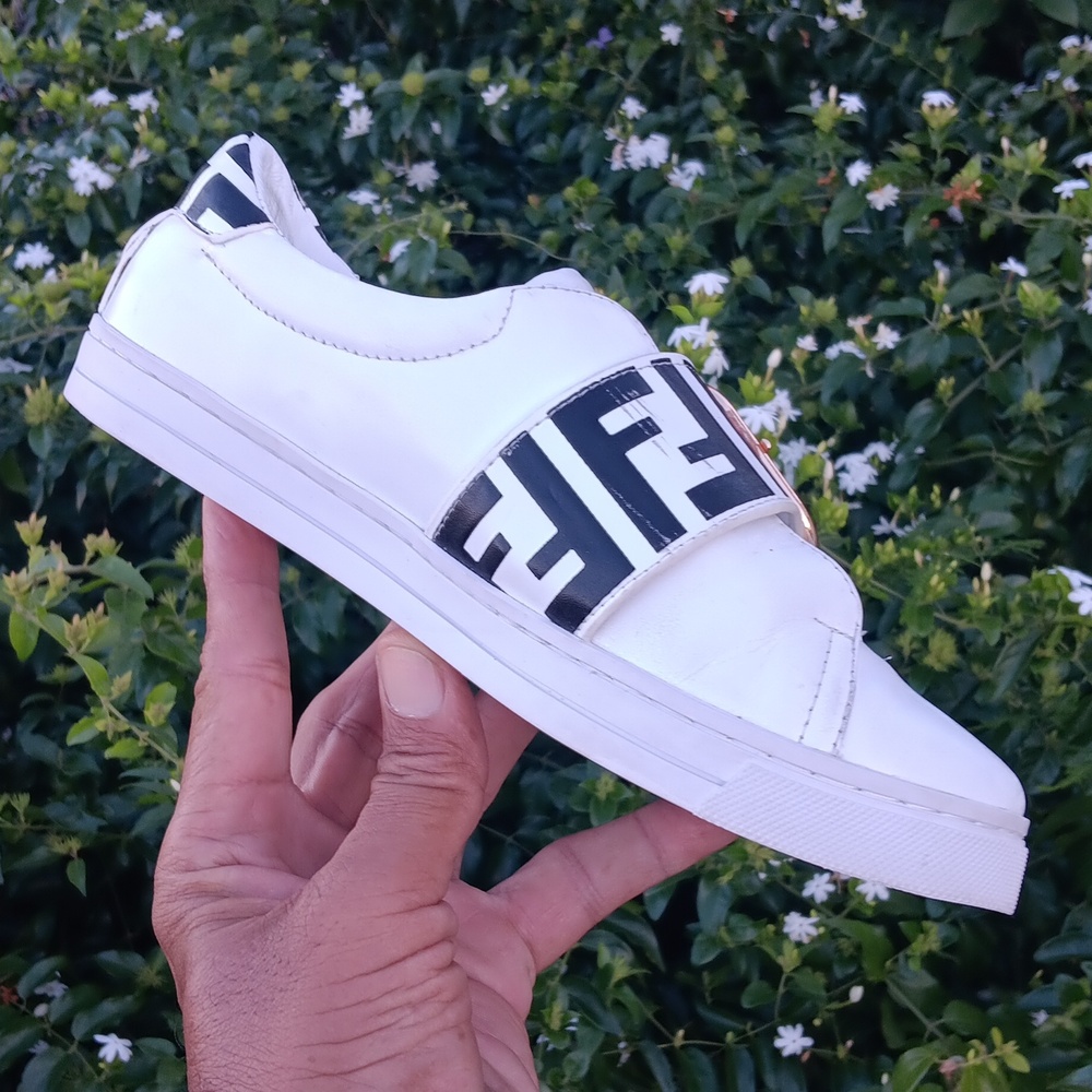 Fendi White Leather Signature Zucca Buckled Low Top Sneakers - Picture 3 of 17